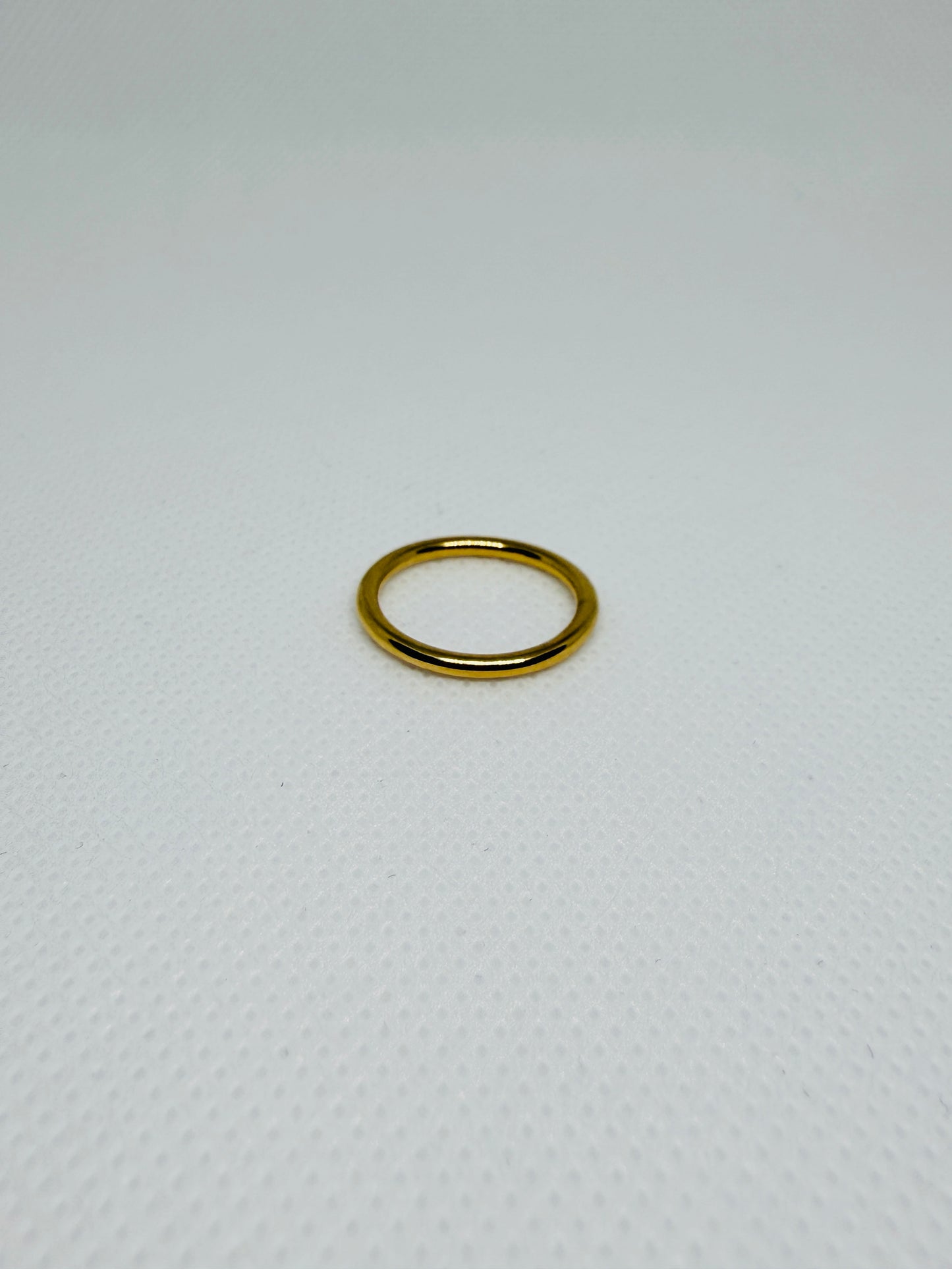 Hoop ring