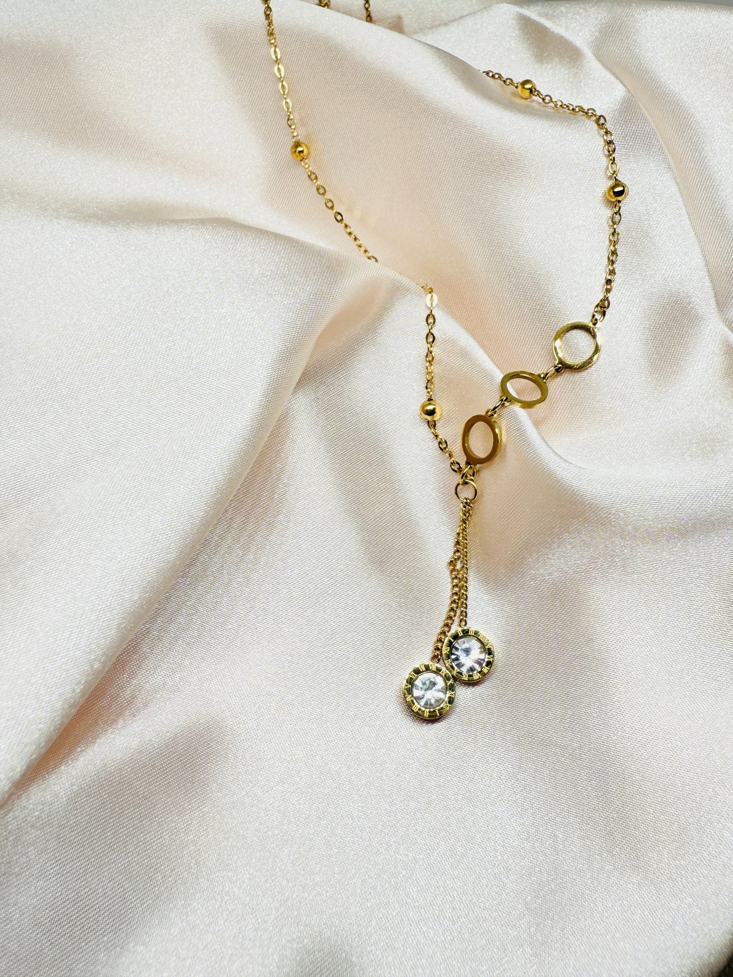 Clavicle tassel pendant