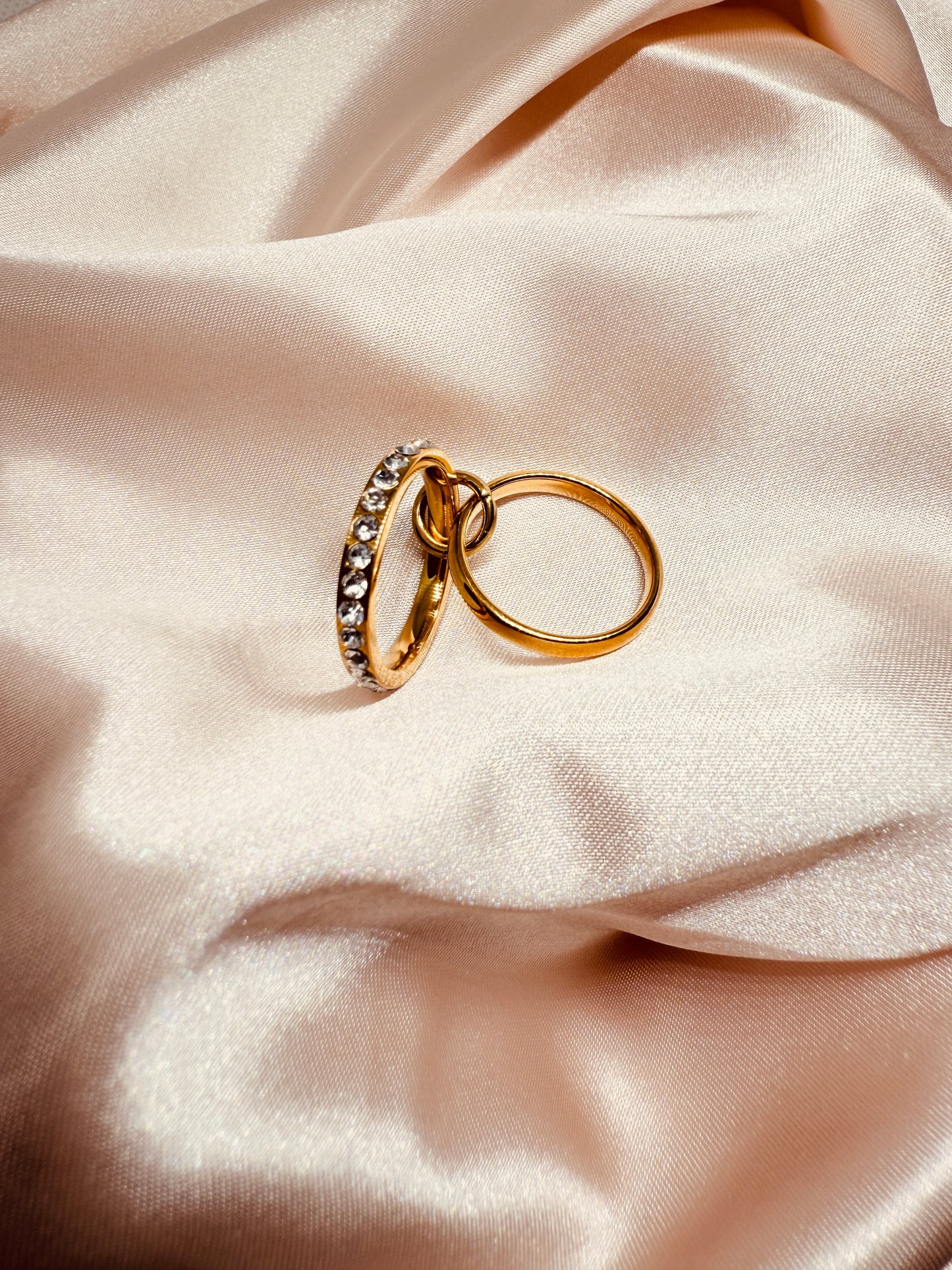 Double inlaid ring