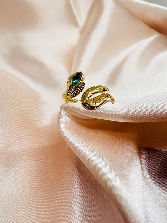 Snake punk style ring