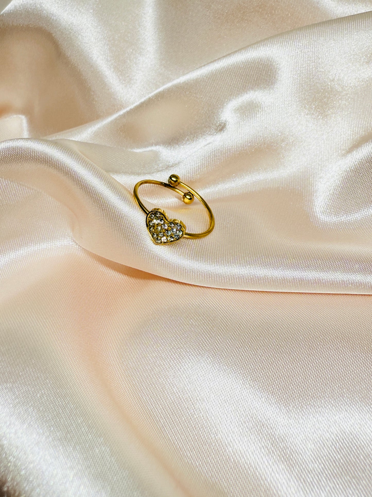 Sparkle heart adjustable ring