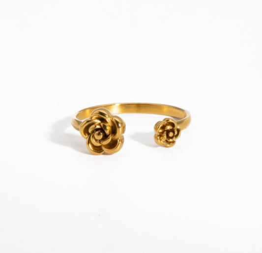 Flower decor valentine ring