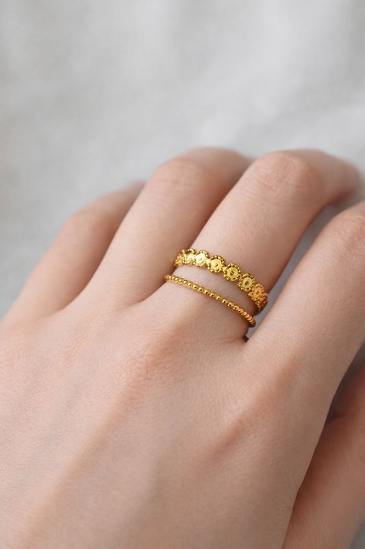 Classic american style ring